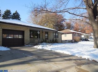 3935 S 17th St, Lincoln, NE 68502