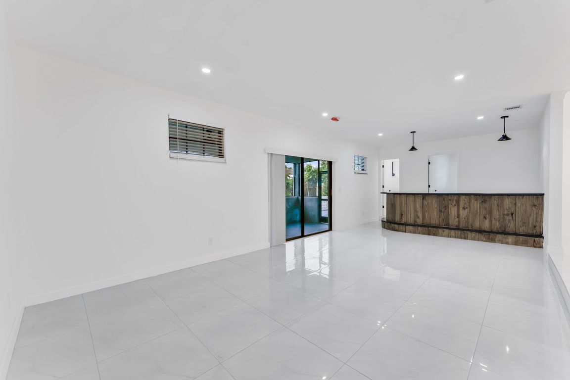 next background image