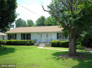 6705 Poplar St, Falls Church, VA 22042