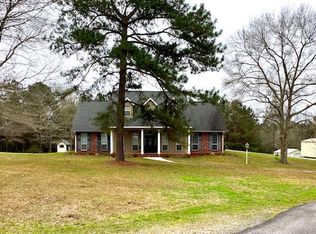 23 Casey Ln, Poplarville, MS 39470
