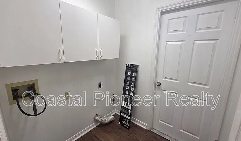 1731 Wakefield Dr — Photo 16
