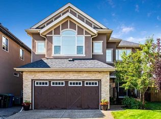 101 SE Rockford Rd NW, Calgary, AB T3G 0E1