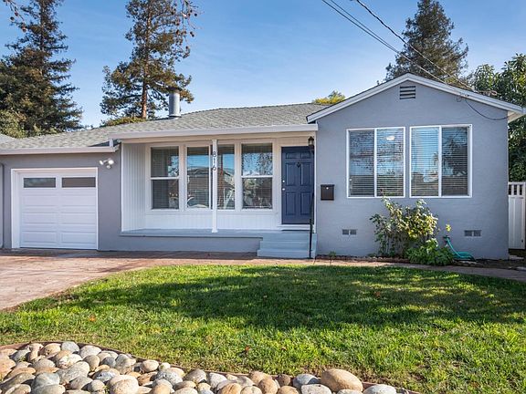3rd image of 816 6th Ave