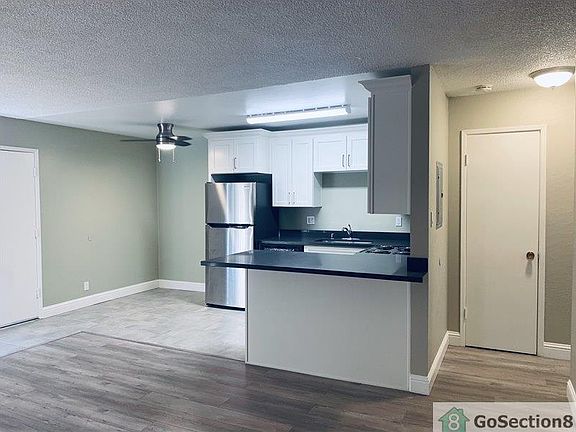 3rd image of 8019 Greenridge Dr #85