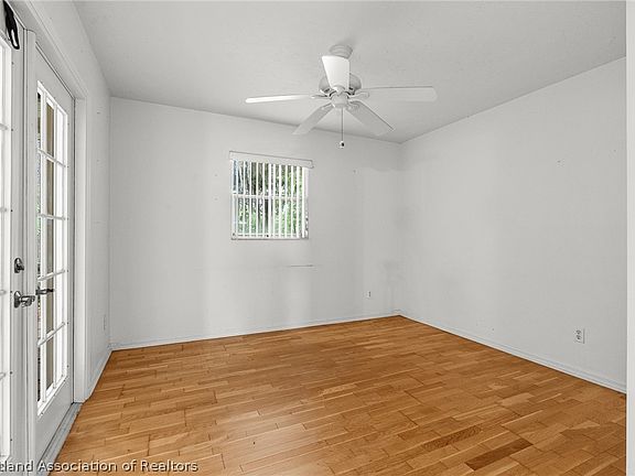 5th image of 333 Cardinal Rd