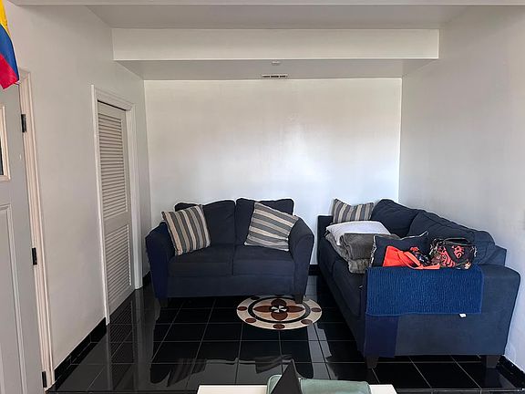 3rd image of 5026 W 30th Pl Unit 1