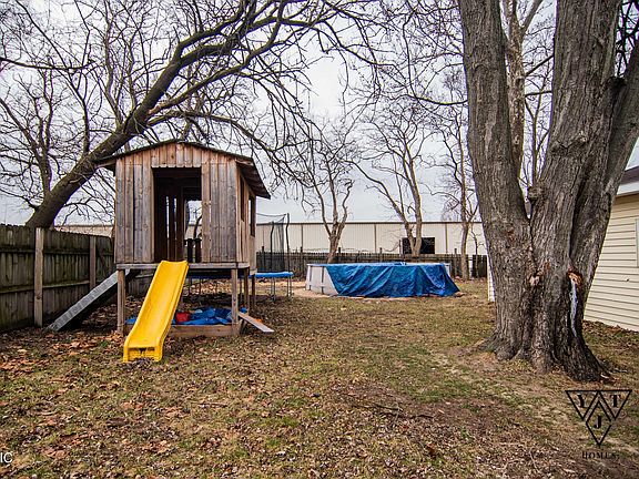 5th image of 2043 Greenfield Ave SW
