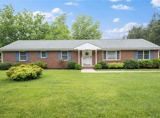 9001 Reams Rd, North Chesterfield, VA 23236