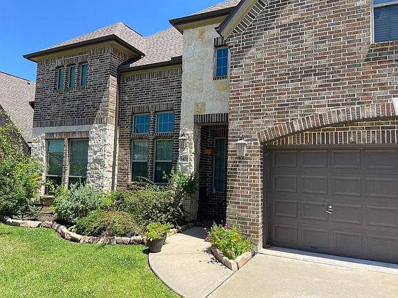 2nd image of 3422 Willow Fin Way