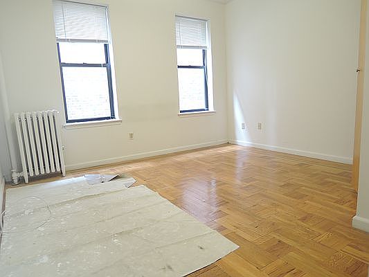 3rd image of 29-06 Crescent St #2G