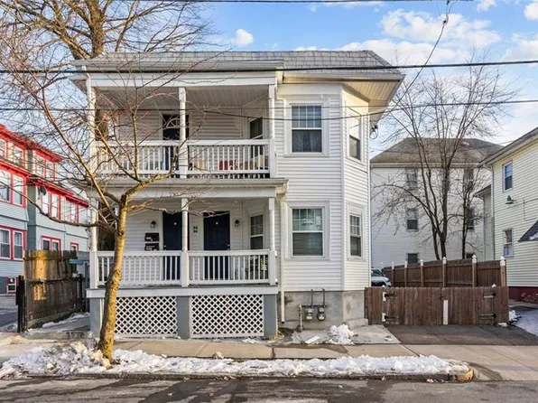 84 Laura St, Providence, RI 02907