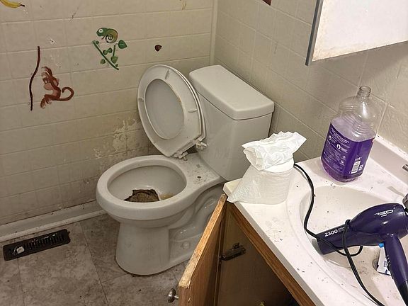 5th image of 2672 Arcola Rd