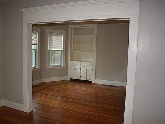 4th image of 64 Lisbon St Floor 1