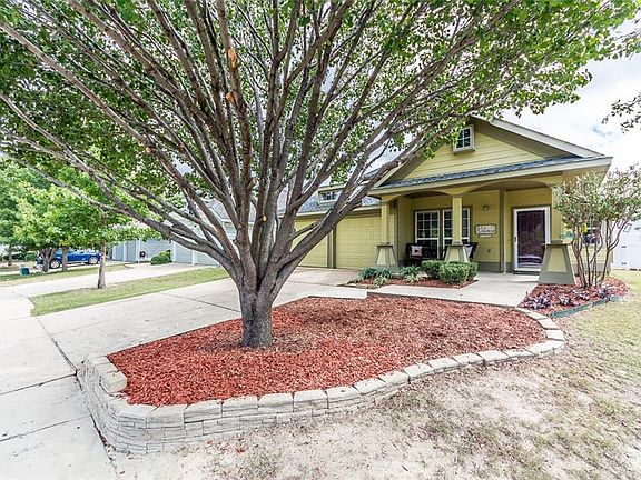 3rd image of 133 Creekview Dr