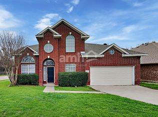 4434 Sharpsburg Dr, Grand Prairie, TX 75052