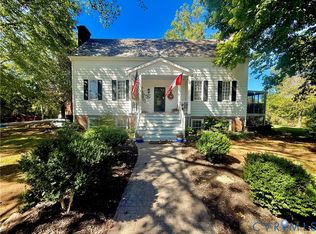 4733 Red House Rd, Phenix, VA 23959