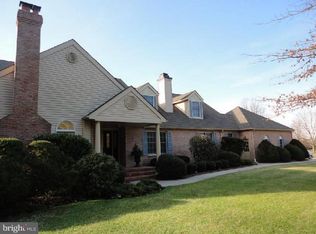 434 Windrow Clusters Dr, Moorestown, NJ 08057