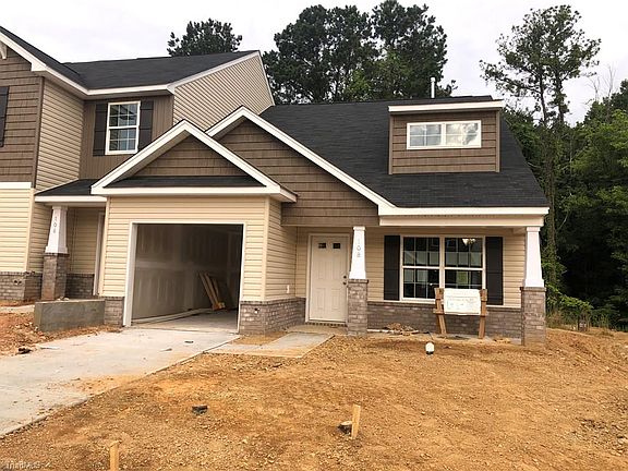 2nd image of 108 Crepe Myrtle Ln #5-MOM