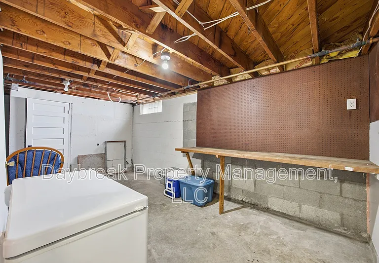 1221 5th St S — Photo 22