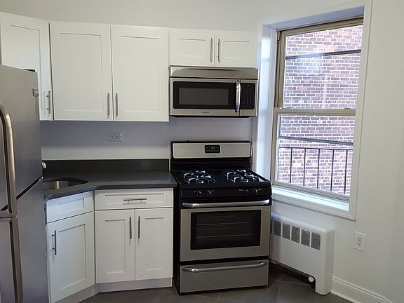 2nd image of 4810 43rd St #4A