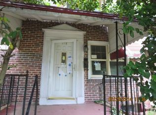 115 Upmanor Rd, Baltimore, MD 21229