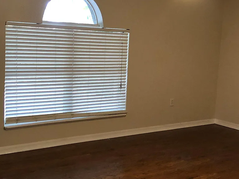920 Vanderbilt Dr — Photo 24