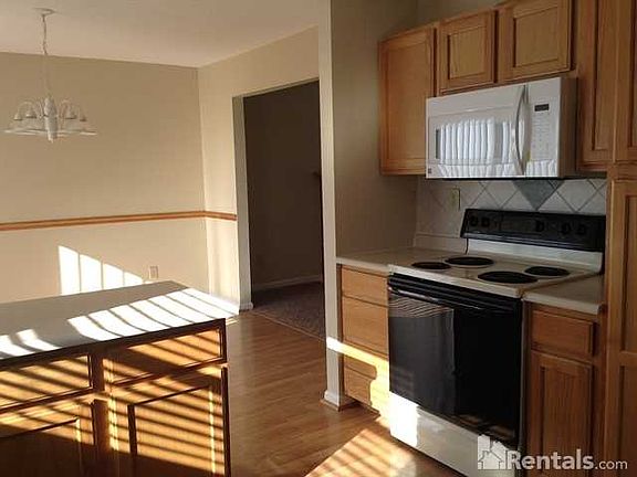 5th image of 3035 Foxhound Dr