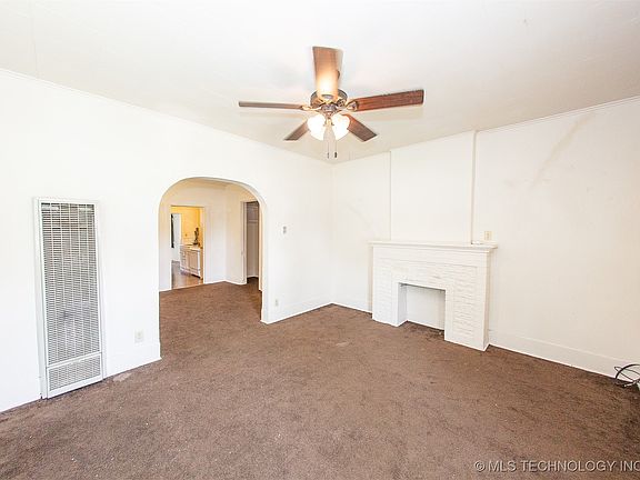 4th image of 200 N Osage St