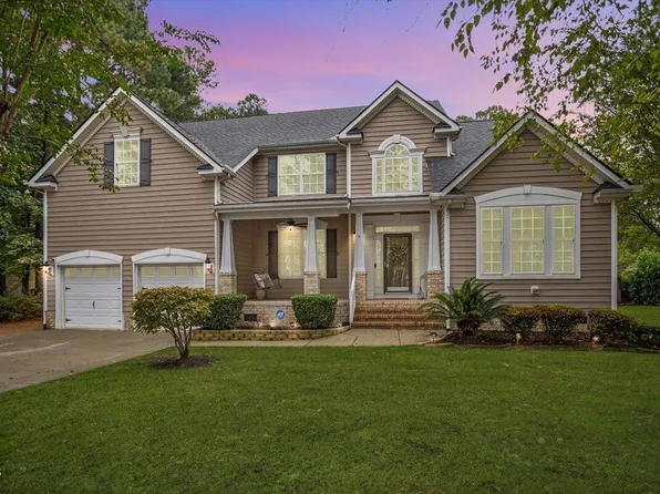 5325 Dutch Elm Dr, Apex, NC 27539