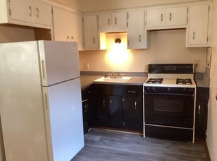 6300 N 77th St APT 2, Milwaukee, WI 53218