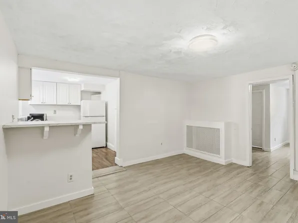 7126 Carroll Ave APT 4, Takoma Park, MD 20912