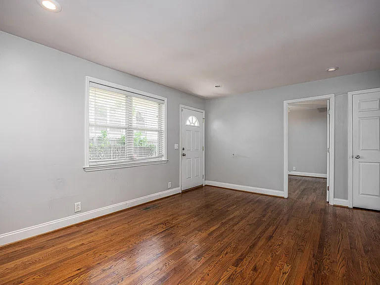 1412 Edgehill Ave #2 — Photo 8