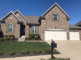 2044 Callaway Park Pl, Thompsons Station, TN 37179