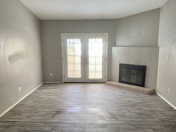 2nd image of 2401 W Avalon Dr