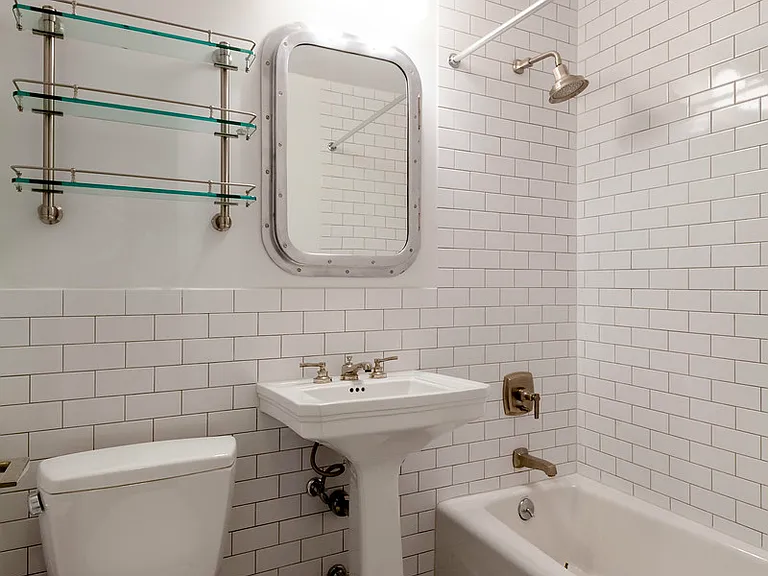 127 4th Ave #4D — Photo 6