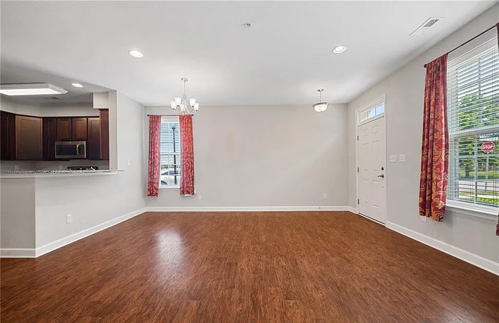 623 Freeman Dr - 1 — Photo 2