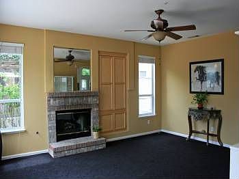 5th image of 9 Easley Ct
