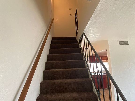 3rd image of 814 Wallace St APT 3
