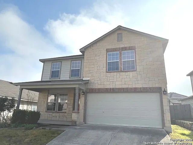 3 bed, 2.5 bath, 2288 sqft, $2,150 — Photo 1