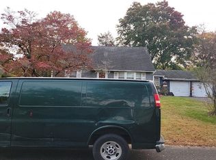 190 Sasapequan Rd, Fairfield, CT 06824