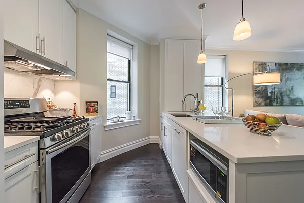 Rented by Compass | media 3