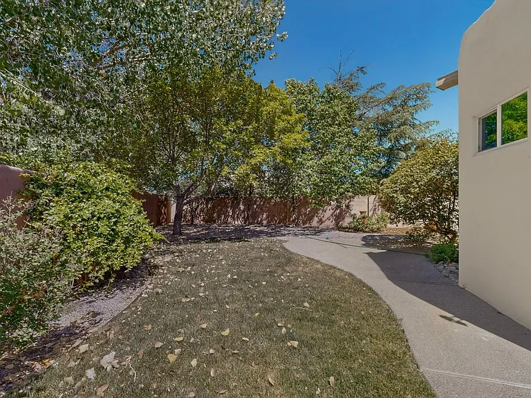 2201 Rozinante Ct NW — Photo 46