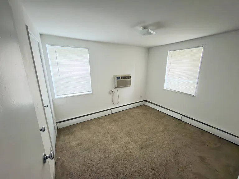 644 Stinchcomb Dr — Photo 10