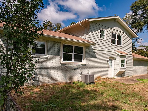 2nd image of 119 Remington Way