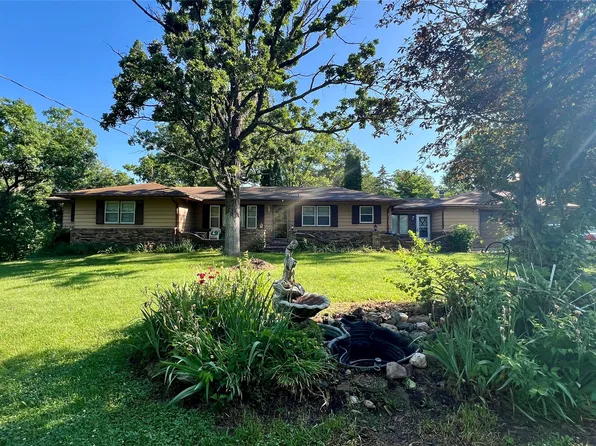 7055 G24 Hwy, Indianola, IA 50125