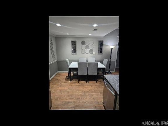 4th image of 46 Lilly Ann Cir