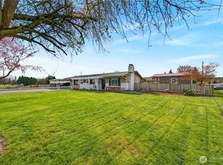 14612 Avon Allen Rd, Mount Vernon, WA 98273