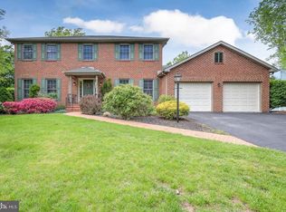 1103 Saffron Dr, Mechanicsburg, PA 17050