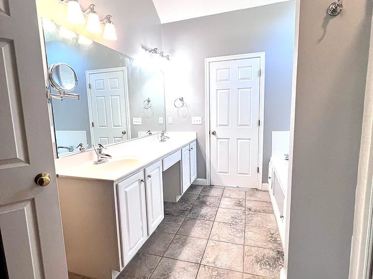 1501 Chesapeake Ave — Photo 44