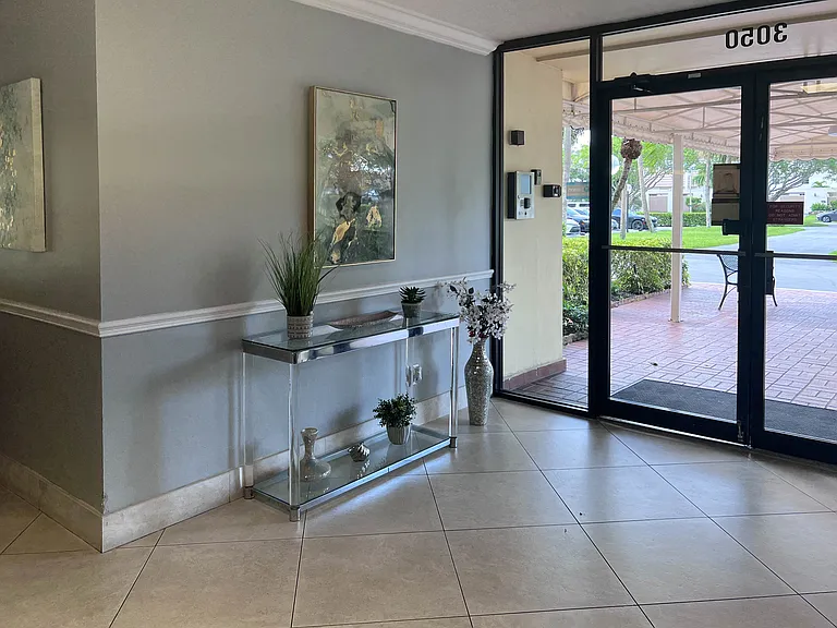 3050 N Course Dr — Photo 17